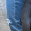 Jeans standard fit con strappo CR2564