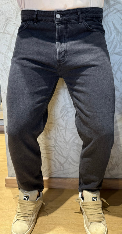 Jeans nero standard fit UP20