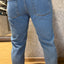 Jeans standard fit con strappo CR2564
