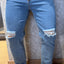 Jeans standard fit con strappo CR2564